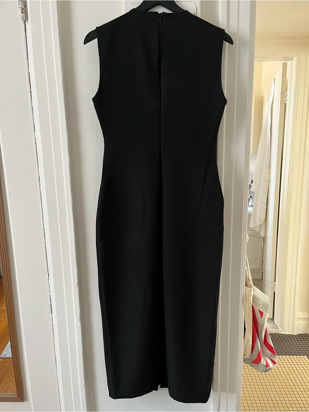 Zara Black Sleeveless Midi Dress with Gold Accent Buttons and Belt - Picture 4 of 6